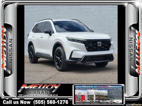 Used 2025 Honda CR-V Sport image 3