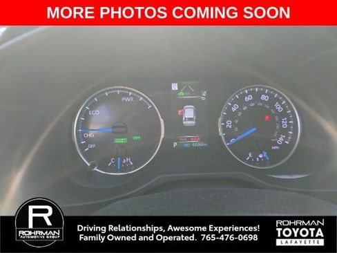 Used 2021 Toyota RAV4 XLE image 10