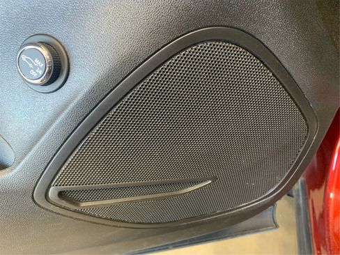 Used 2023 Buick Envision Preferred image 28