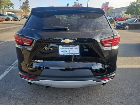 Used 2025 Chevrolet Blazer LT FWD image 7