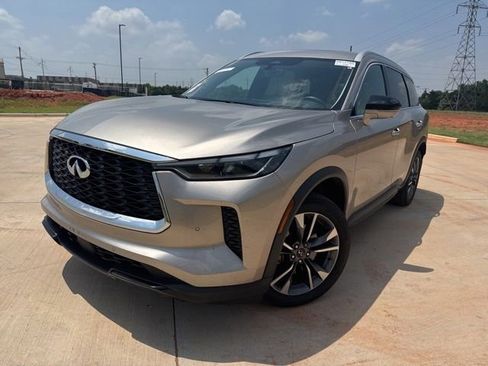 Used 2023 INFINITI QX60 Luxe w/ Cargo Package FWD image 1