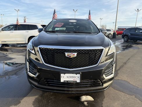 Certified 2023 Cadillac XT5 Sportv image 3