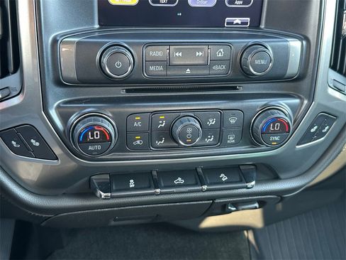 Used 2018 Chevrolet Silverado 1500 LTZ Z71 w/ Centennial Edition image 28