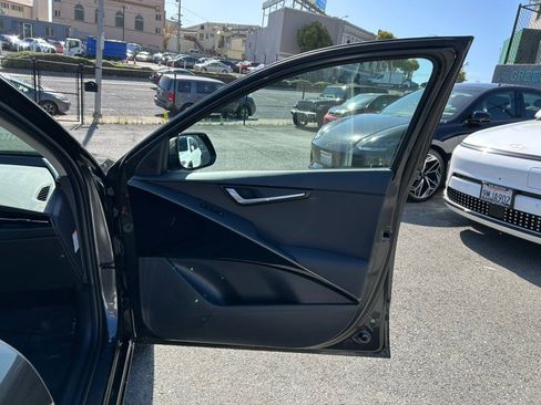 Used 2024 Kia Niro Wind FWD image 35