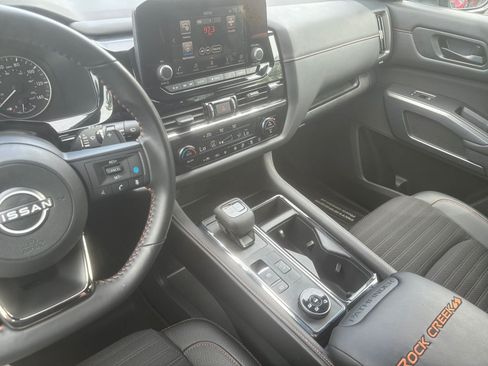 Used 2025 Nissan Pathfinder Rock Creek AWD/4WD image 28