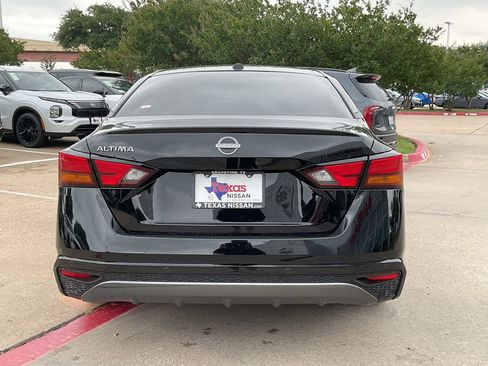 New 2026 Nissan Altima 2.5 SV FWD image 5