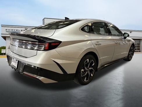 Used 2025 Hyundai Sonata SEL image 5