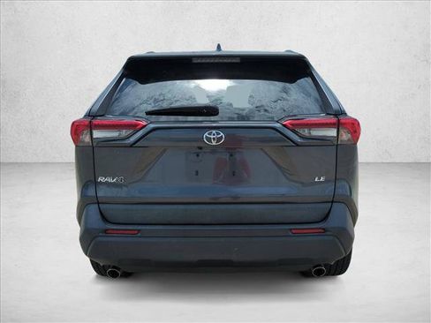 Certified 2021 Toyota RAV4 LE FWD image 6