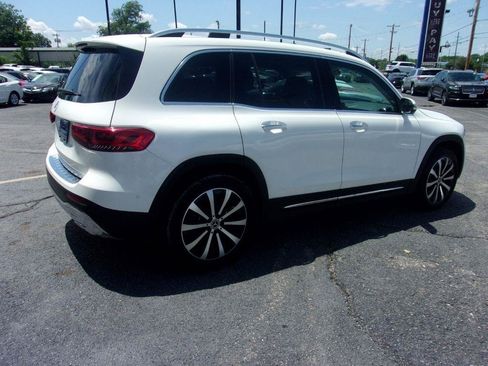Used 2021 Mercedes-Benz GLB 250 image 4