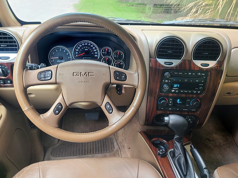 Used 2003 GMC Envoy XL SLT RWD image 36