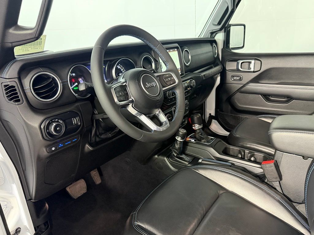 Used 2023 Jeep Wrangler Unlimited Rubicon 4xe w/ Steel Bumper Group AWD/4WD image 12