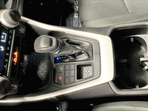 Certified 2024 Toyota RAV4 LE image 41