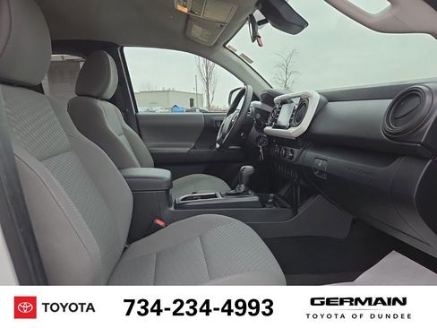 Used 2022 Toyota Tacoma SR image 14