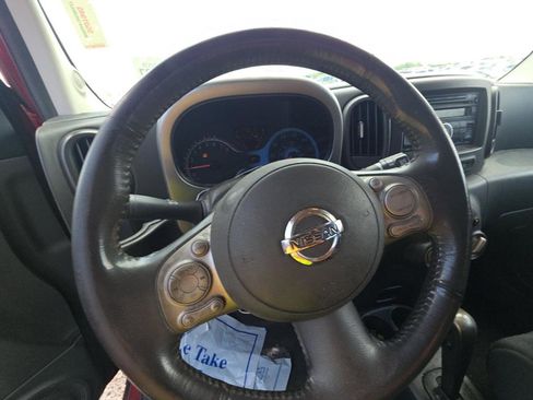 Used 2011 Nissan Cube 1.8 S w/ Interior Designer Pkg FWD image 12