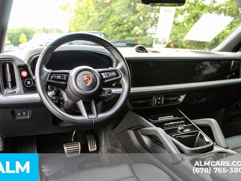 Used 2024 Porsche Cayenne S image 25