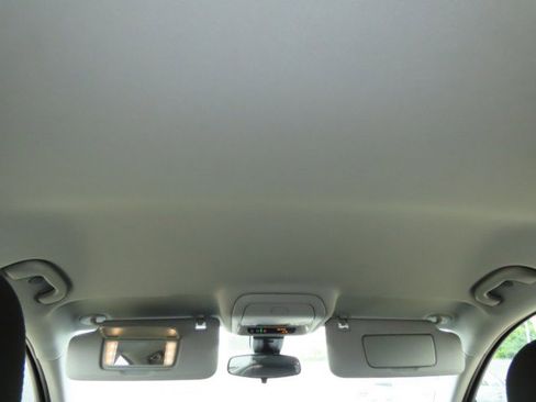 Used 2024 Chevrolet Equinox LT image 22