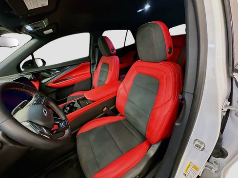 Used 2024 Chevrolet Blazer EV RS image 13