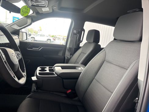 New 2025 Chevrolet Silverado 1500 LT image 8