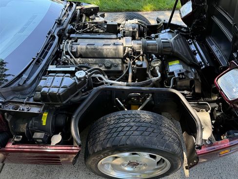 Used 1993 Chevrolet Corvette Convertible RWD image 70
