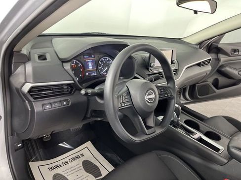 Used 2024 Nissan Altima 2.5 S FWD image 21
