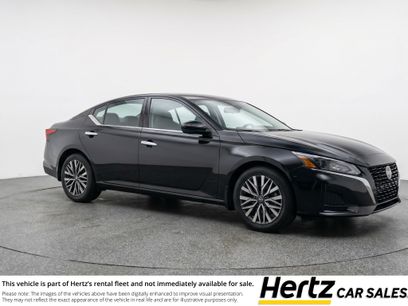 Used 2025 Nissan Altima 2.5 SV