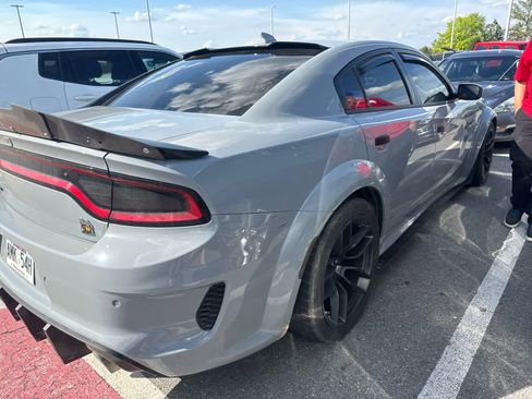 Used 2022 Dodge Charger Scat Pack image 3