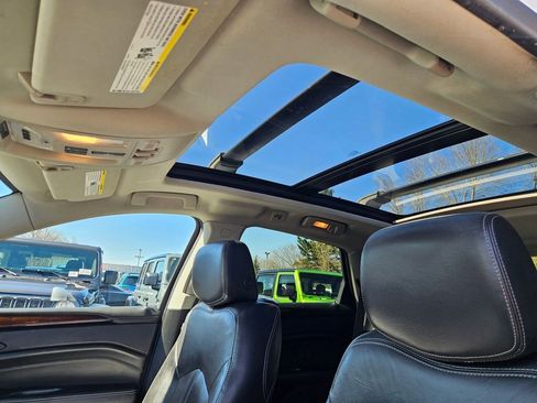 Used 2012 Cadillac SRX Premium AWD/4WD image 27