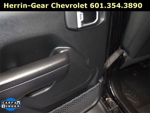 Used 2021 Jeep Wrangler Unlimited Islander image 15