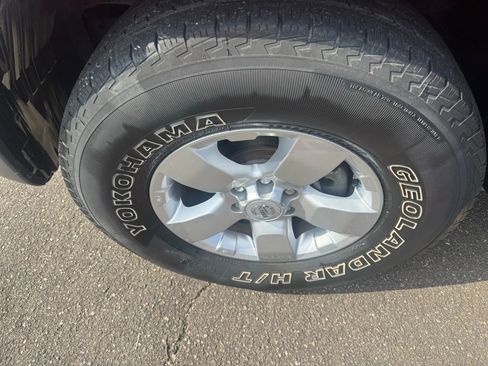 Used 2011 Nissan Xterra X image 10