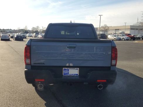 New 2026 Honda Ridgeline Black Edition image 5