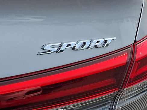 Used 2024 Honda Civic Sport image 31