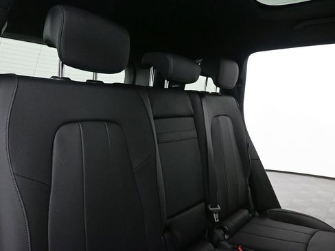 New 2026 Mercedes-Benz GLB 250 image 21