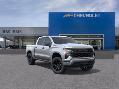 New 2026 Chevrolet Silverado 1500 Custom w/ LPO, Dark Essentials Package