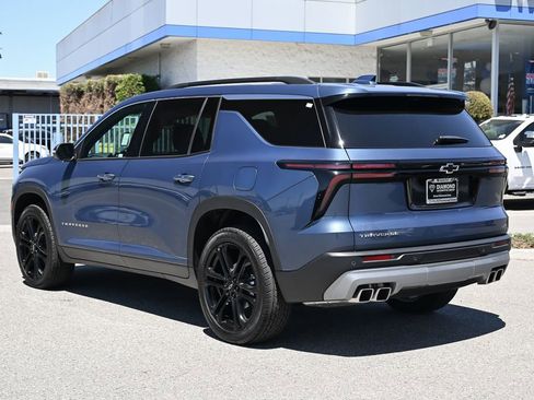 New 2026 Chevrolet Traverse LT w/ Driver Confidence Package FWD image 6