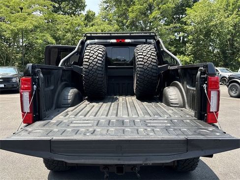 Used 2022 Ford F250 Lariat w/ Lariat Ultimate Package image 24