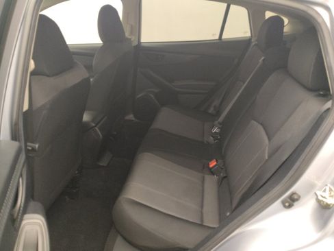 Used 2019 Subaru Impreza 2.0i Premium w/ Eyesight & BSD/Rcta & SRF AWD/4WD image 18