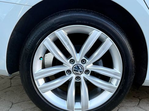 Used 2019 Volkswagen Passat 2.0T Wolfsburg w/ Wheels & Sunroof Package image 54