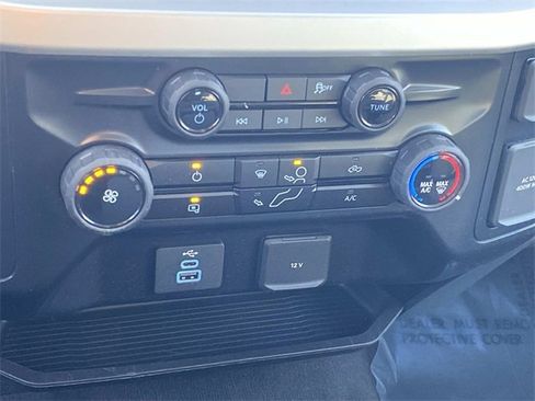 Used 2025 Ford F350 XLT image 24