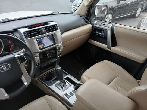 Used 2013 Toyota 4Runner SR5 image 10