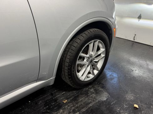 Used 2023 Dodge Durango GT image 15