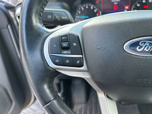Used 2023 Ford Explorer XLT w/ Equipment Group 202A image 22