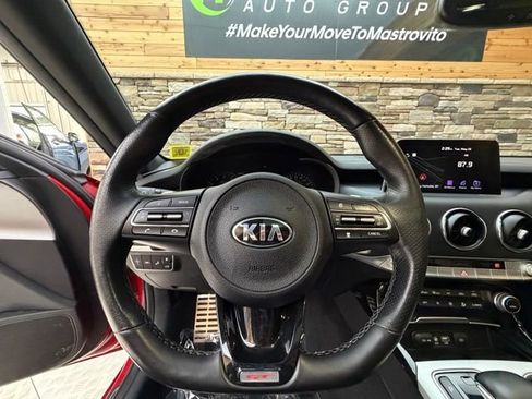 Used 2018 Kia Stinger GT2 AWD/4WD image 18