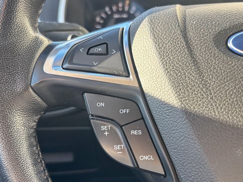 Certified 2017 Ford Edge SEL w/ Class II Trailer Tow Package image 31