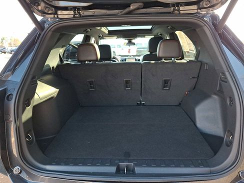 Used 2023 Chevrolet Equinox RS w/ RS Leather Package image 29