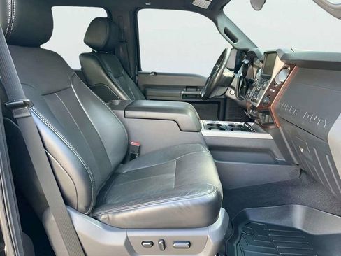 Used 2016 Ford F250 Lariat w/ Lariat Ultimate Package image 29