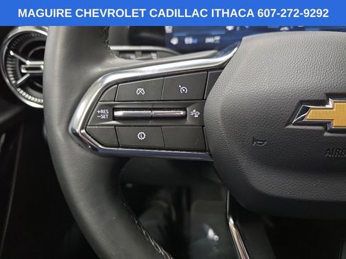 Used 2026 Chevrolet Equinox LT AWD/4WD image 19