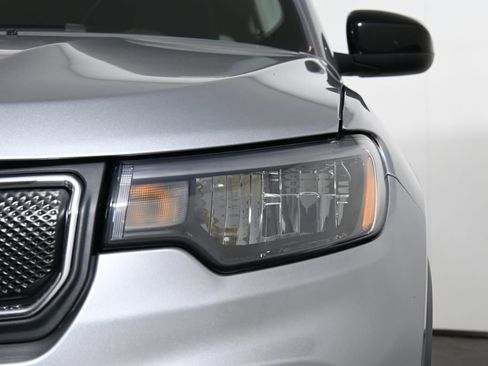 Used 2022 Jeep Compass Latitude w/ Convenience Group image 10