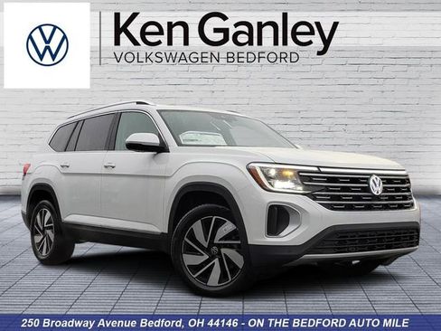 New 2026 Volkswagen Atlas SEL image 1