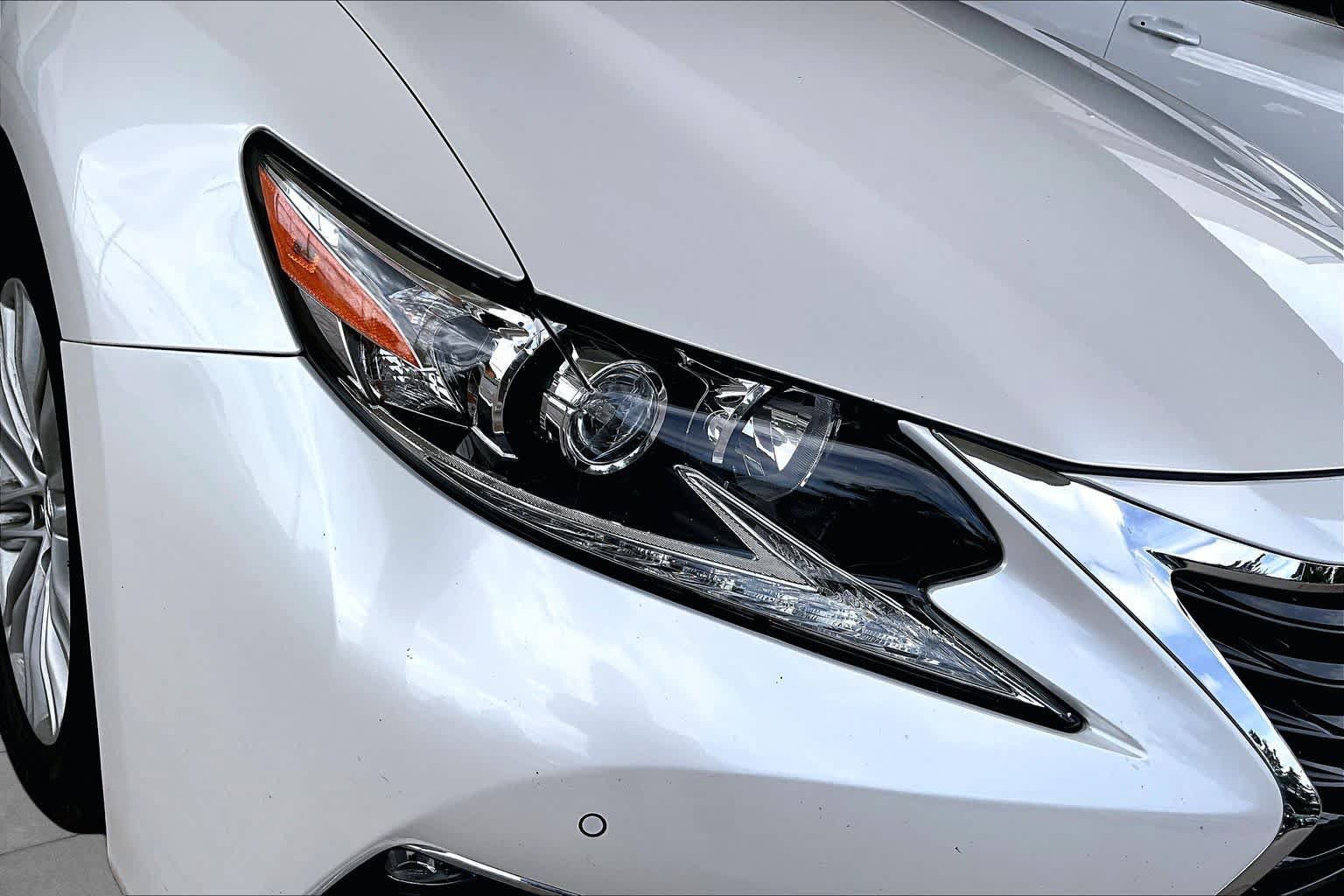 Used 2017 Lexus ES 350 FWD image 25
