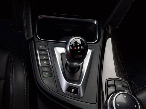 Used 2015 BMW M4 Coupe image 9